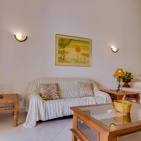 Small 4pax -shared Pool @ Homesbyfc Feriehus Albufeira