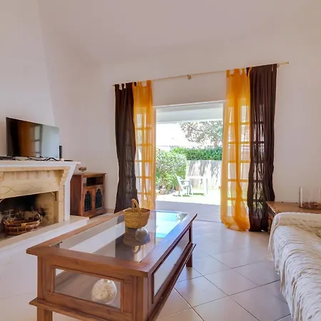 Small 4pax -shared Pool @ Homesbyfc * Αλμπουφέιρα
