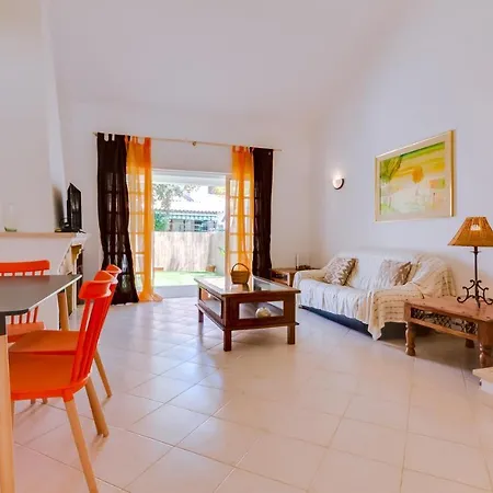 Small 4pax -shared Pool @ Homesbyfc Feriehus