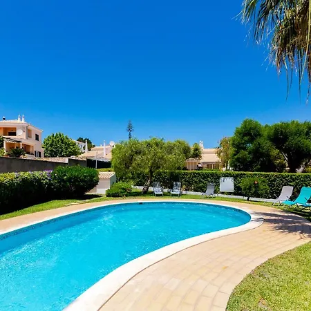 Small 4pax -shared Pool @ Homesbyfc Feriehus