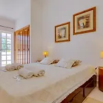 Small 4pax -shared Pool @ Homesbyfc * Albufeira