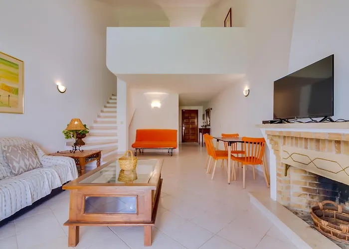 Small 4pax -shared Pool @ Homesbyfc 別荘