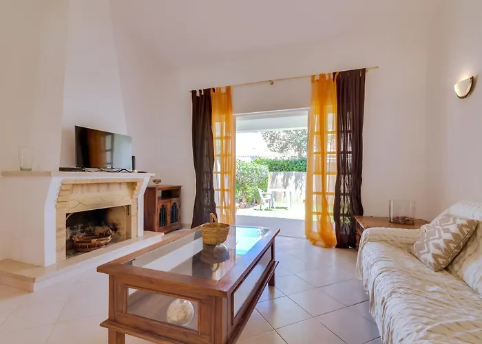 Small 4pax -shared Pool @ Homesbyfc * البوفيرا