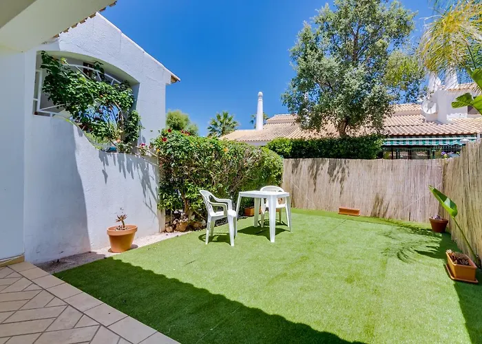 بيت للعطل Small 4pax -shared Pool @ Homesbyfc البوفيرا